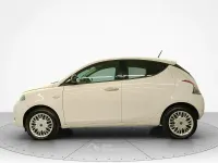 Usata Lancia Ypsilon Gold 95 CV (69 kW) 2017 Bianco Utilitaria