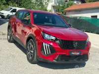 Usata Peugeot 2008 Active 101 CV (74 kW) 2024 Rosso SUV