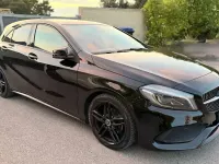 Usata Mercedes A180 Premium 109 CV (80 kW) 2018 Nero Berlina