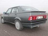 Käytetty Alfa Romeo 75 148 HP (108 kW) 1989 Vihreä Sedan