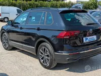 Usata VW Tiguan Life 150 CV (110 kW) 2023 Nero SUV