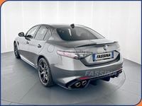 Nuova Alfa Romeo Giulia Quadrifoglio 519 CV (381 kW) 2025 Grigio Berlina