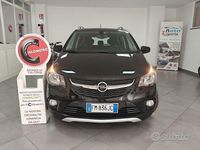 Usata Opel Karl Rocks 75 CV (55 kW) 2018 Nero Utilitaria