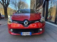 Usata Renault Clio GrandTour Business 90 CV (66 kW) 2020 Rosso Station wagon