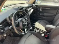Usata Mini One D 95 CV (69 kW) 2017 Nero Utilitaria