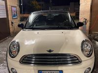 Usata Mini Cooper D 110 CV (80 kW) 2009 Bianco Utilitaria