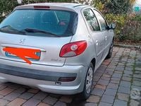 Usata Peugeot 206 60 CV (44 kW) 2011 Berlina