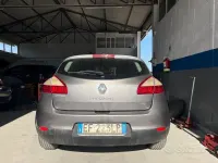 Usata Renault Mégane Dynamique 110 CV (80 kW) 2010 Marrone Berlina