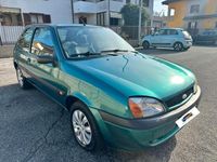 usata Ford Fiesta 1.2i ADATTA A NEOPATENTATI