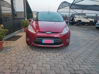Usata Ford Fiesta Titanium 92 CV (67 kW) 2009 Viola Utilitaria