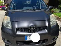 Usata Toyota Yaris Sol 69 CV (50 kW) 2010 Grigio Utilitaria