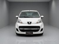Usata Peugeot 107 Active 68 CV (50 kW) 2010 Bianco Utilitaria