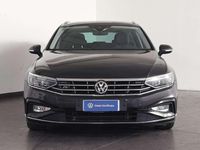 Usata VW Passat Executive 190 CV (139 kW) 2021 Grigio manganese Station wagon