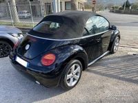 Usata VW New Beetle 110 CV (80 kW) 2005 Nero Utilitaria