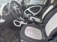 Usata Smart ForFour 70 CV (51 kW) 2016 Bianco Utilitaria