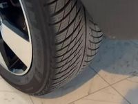 Usata Volvo XC40 60 kW (82 CV) 2020 Nero SUV