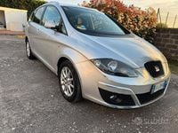 Usado Seat Altea Style 105 CV (77 kW) 2011 Gris Monovolumen