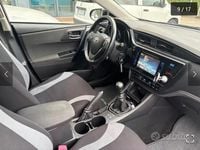 Usata Toyota Auris 90 CV (66 kW) 2016 Berlina