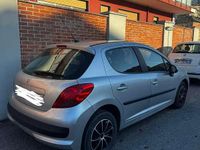 Usata Peugeot 207 88 CV (64 kW) 2007 Argento Berlina