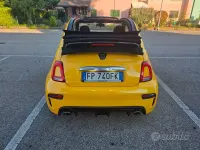 Usata Abarth 595C 145 CV (106 kW) 2018 Giallo Cabrio