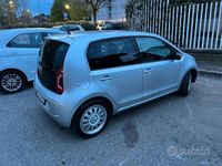 Usata VW up! high up! 75 CV (55 kW) 2012 Grigio Utilitaria