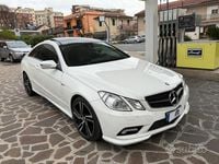 Usata Mercedes E250 Avantgarde 204 CV (150 kW) 2010 Bianco Coupé