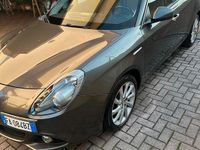 Usata Alfa Romeo Giulietta Distinctive 105 CV (77 kW) 2015 Grigio Utilitaria