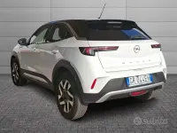 Usata Opel Mokka Elegance 101 CV (74 kW) 2023 Bianco SUV