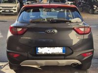 Usata Kia Stonic Style 120 CV (88 kW) 2019 Grigio SUV