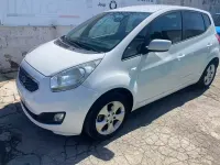 Usata Kia Venga EX 90 CV (66 kW) 2010 Bianco Utilitaria