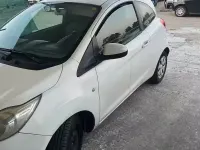 Usata Ford Ka 75 CV (55 kW) 2012 Bianco Utilitaria