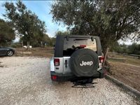 usata Jeep Wrangler 2.8 crd automatico gancio traino