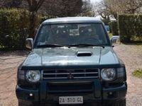 Usata Mitsubishi Pajero 125 CV (91 kW) 1998 Verde SUV