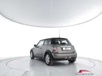 Usata Mini ONE 102 CV (75 kW) 2013 Oro Utilitaria