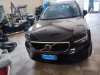 Usata Volvo XC40 129 CV (94 kW) 2022 Nero SUV