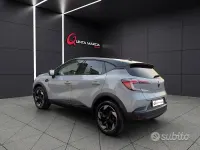 Nuova Renault Captur Techno 115 CV (84 kW) 2026 Grigio SUV