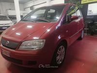 Usata Fiat Idea 77 CV (56 kW) 2006 Arancione Monovolume