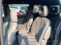 Usata Chrysler Voyager 150 CV (110 kW) 2006 Nero Monovolume