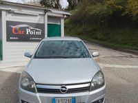 Usata Opel Astra Elegance 101 CV (74 kW) 2005 Grigio Berlina