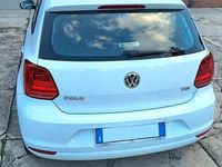 Usata VW Polo 85 CV (62 kW) 2015 Bianco Utilitaria