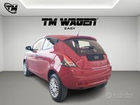 Begagnad Lancia Ypsilon Silver 85 HK (62 kW) 2017 Röd Halvkombi