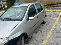 Usata Fiat Punto 70 CV (51 kW) 2004 Grigio Utilitaria