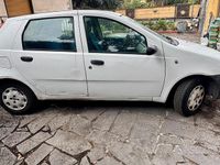 Usata Fiat Punto 60 CV (44 kW) 2000 Bianco Utilitaria