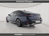 Usata BMW 740 M Sport 299 CV (219 kW) 2024 Blu/azzurro Berlina