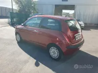 Usata Lancia Ypsilon 60 CV (44 kW) 2005 Rosso Utilitaria