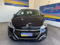 Usata Peugeot 208 Allure 75 CV (55 kW) 2017 Blu Utilitaria
