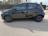 Usata Lancia Ypsilon Silver 69 CV (50 kW) 2023 Nero Utilitaria