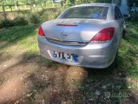 Usata Opel Astra 115 CV (84 kW) 2007 Grigio Cabrio