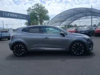 Usata Renault Clio V Techno 101 CV (74 kW) 2025 Grigio Utilitaria