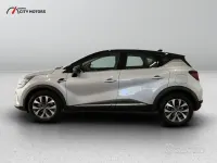 Usata Renault Captur Intens 160 CV (117 kW) 2020 Argento SUV